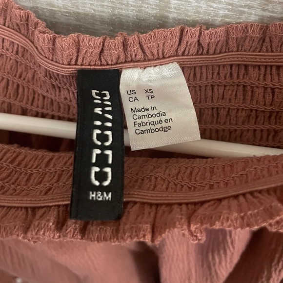 Divided Off the Shoulder Long Sleeve Rose Top (Size XS) - Picture 4 of 4